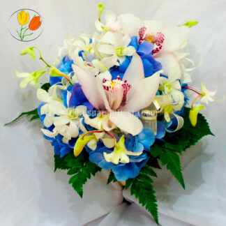 Ramo redondo con orquideas y hortensia