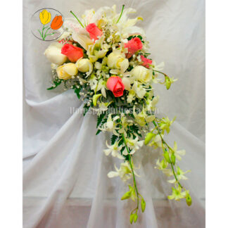 ramo de rosas orquidea y casablanca