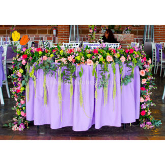 Rosa alstroemeria y eucalipto