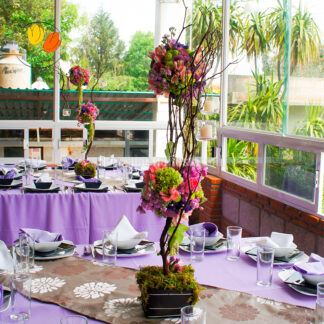 Topiario doble con flores de temporada