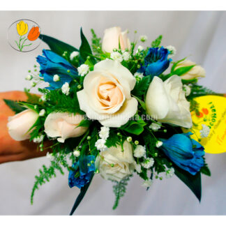 Pulsera rosa baby y alstroemeria