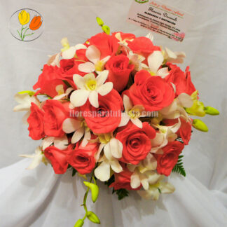 Ramo de rosa y orquidea